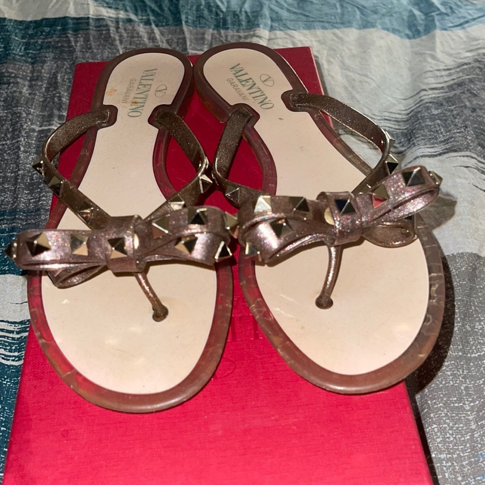 Size 39 authentic Valentino stud sandals
